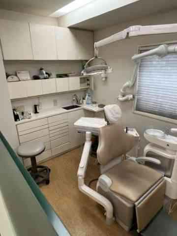 歯科医院の外見・室内写真1