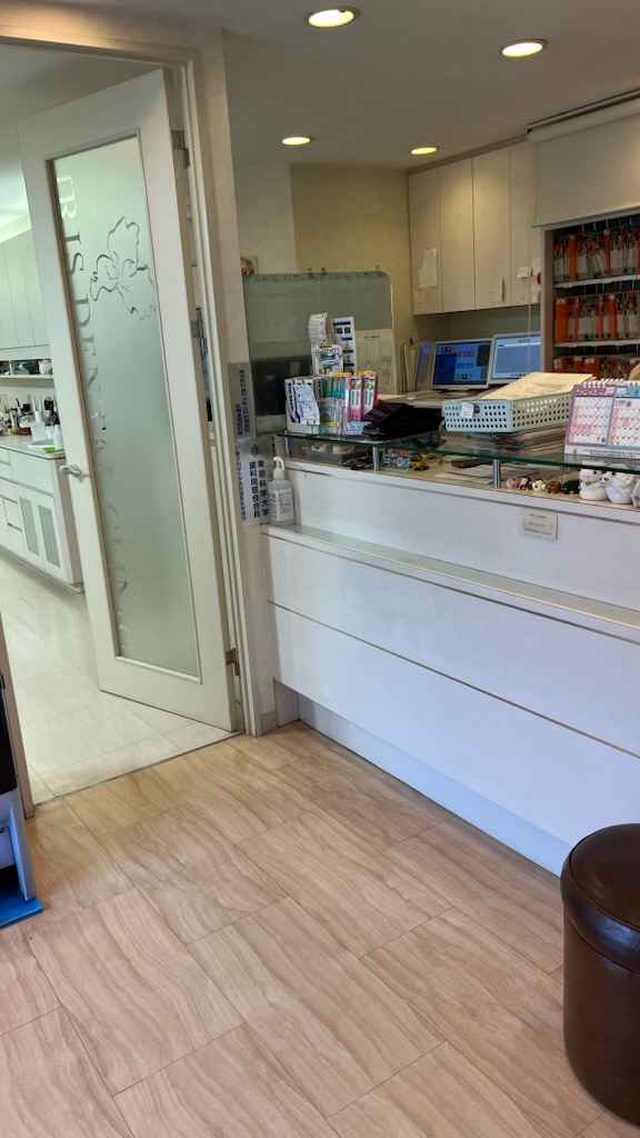 歯科医院の外見・室内写真2