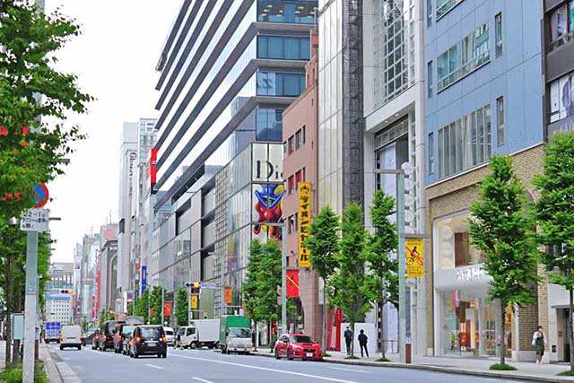 譲渡医院がある東京都中央区の街並み
