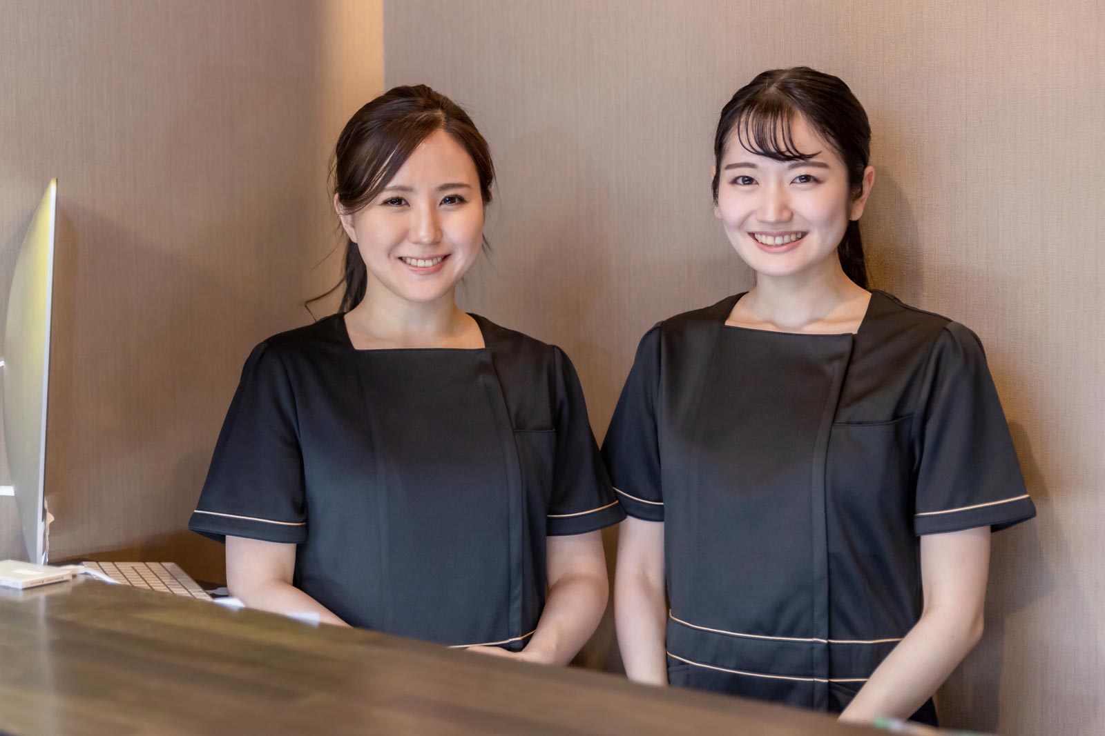 歯科医院の受付